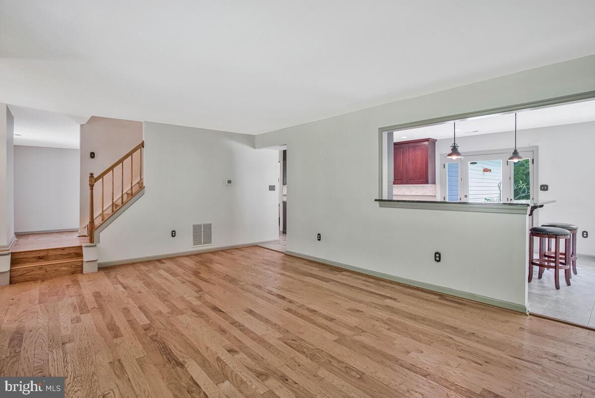 7701 Lake Shore Drive photo 11