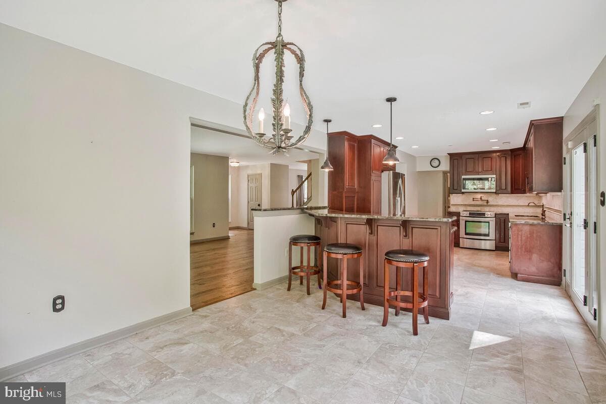 7701 Lake Shore Drive photo 19