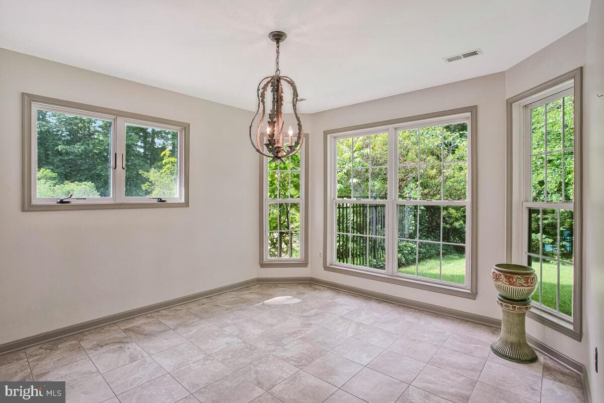 7701 Lake Shore Drive photo 20