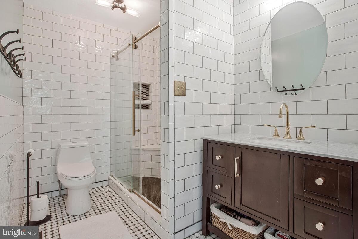 7701 Lake Shore Drive photo 25