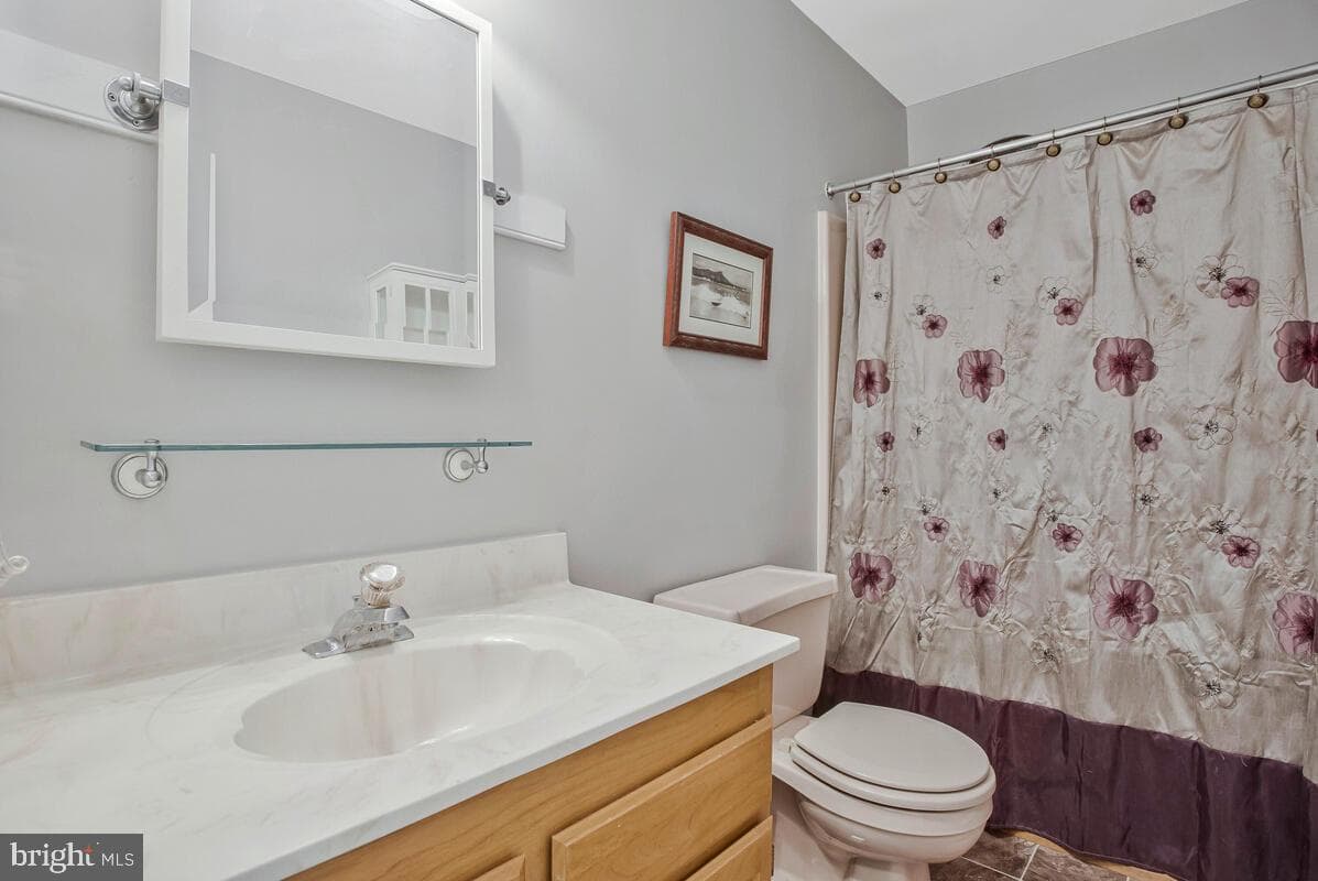 7701 Lake Shore Drive photo 32