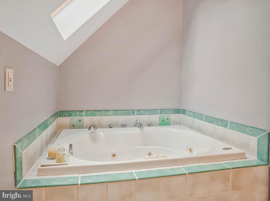 7701 Lake Shore Drive photo 38