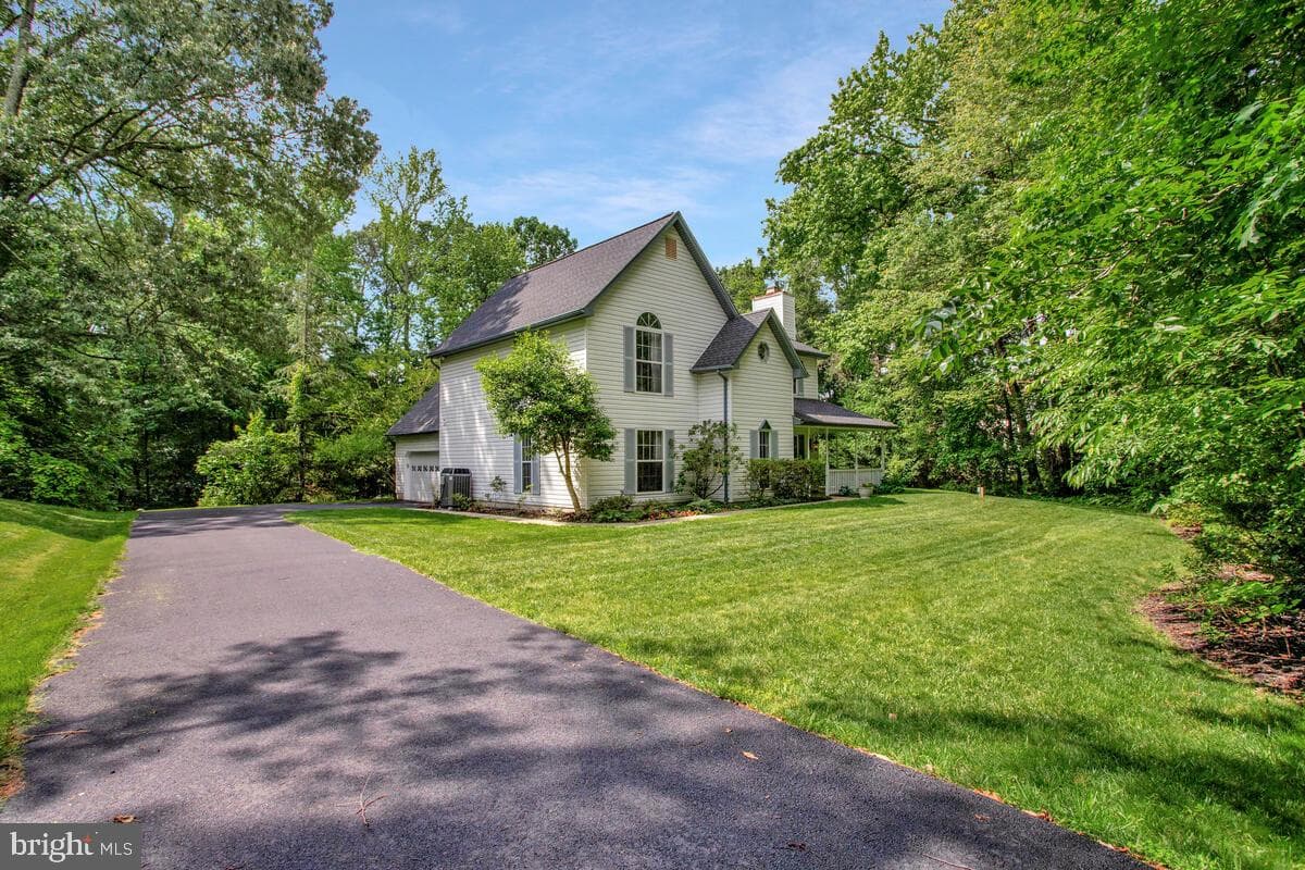 7701 Lake Shore Drive photo 4