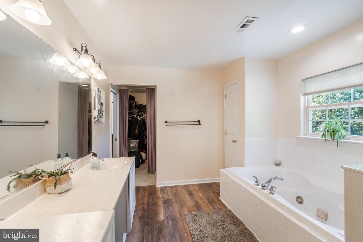 3040 Jones Road photo 46