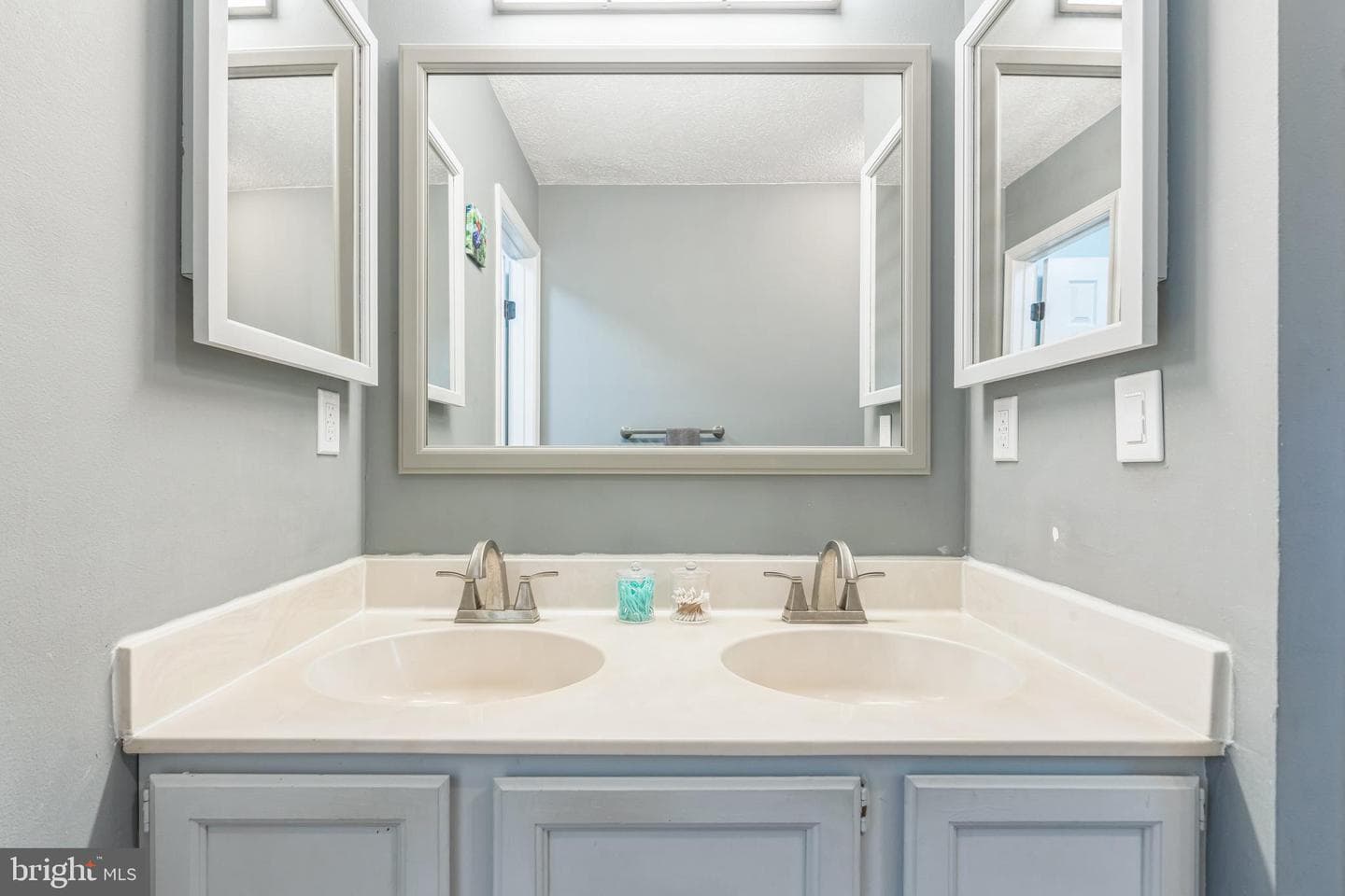 2495 Kimberly Lane photo 17