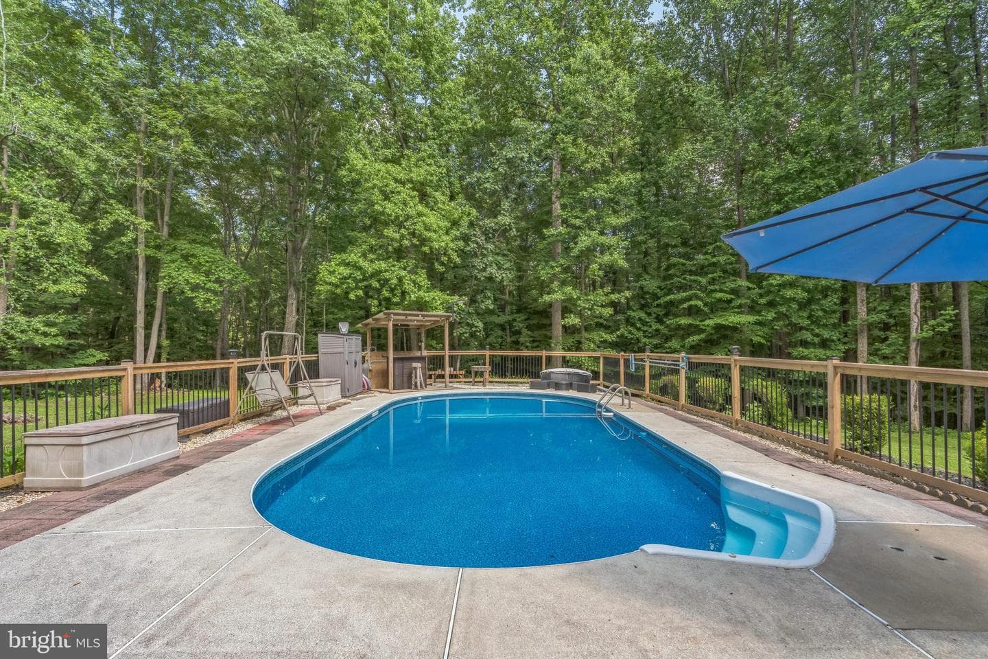 2495 Kimberly Lane photo 2