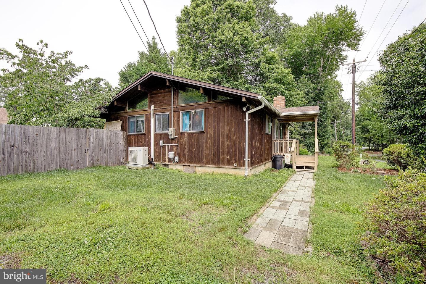 638 Los Alamos Lane photo 9