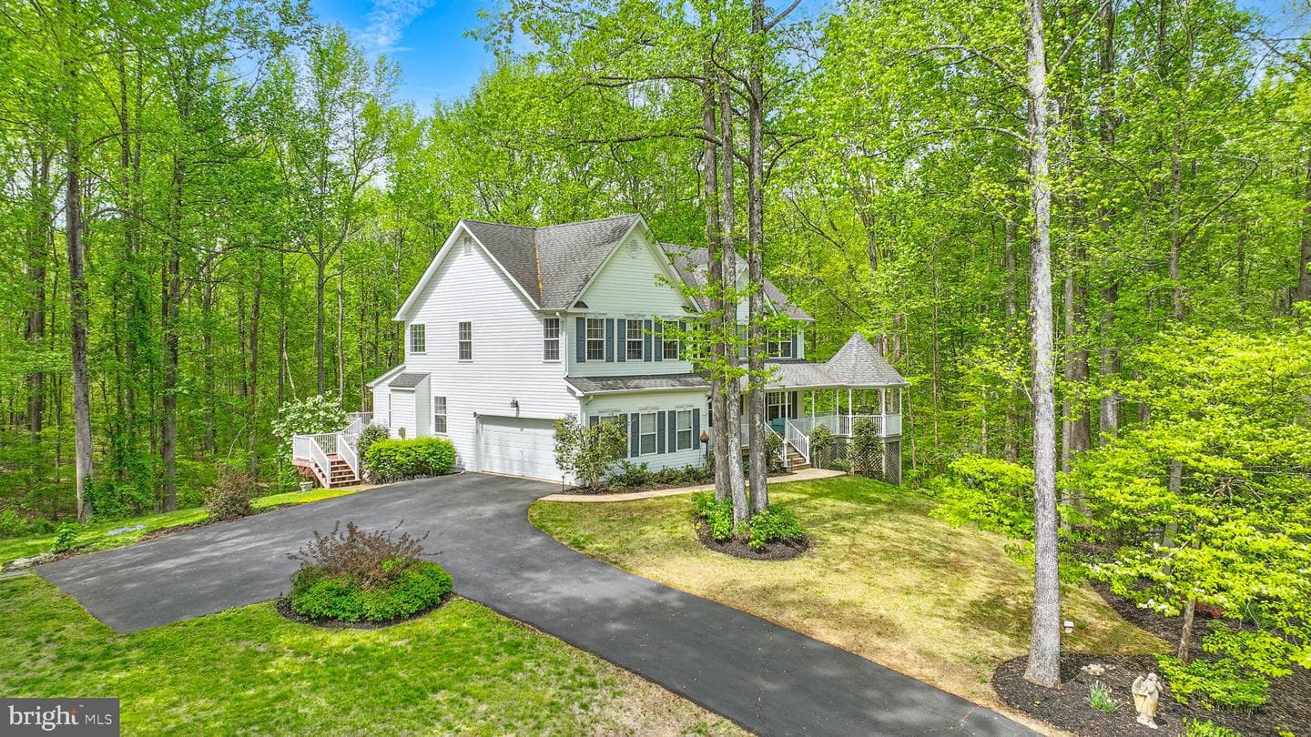 9260 Megatha Lane photo 40