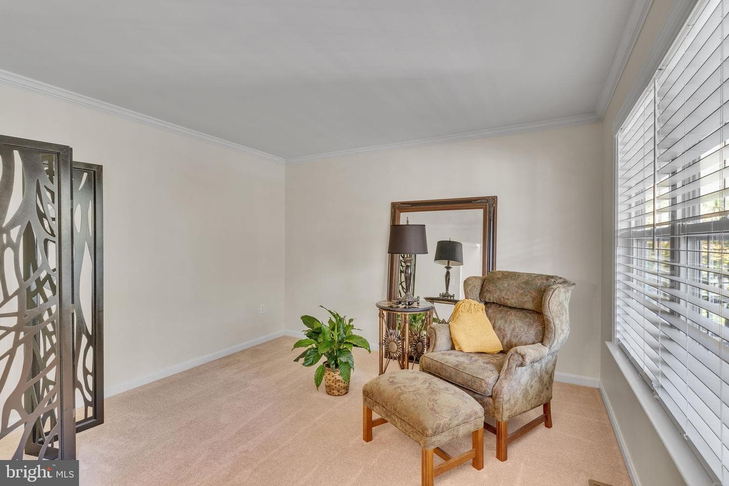 9260 Megatha Lane photo 7