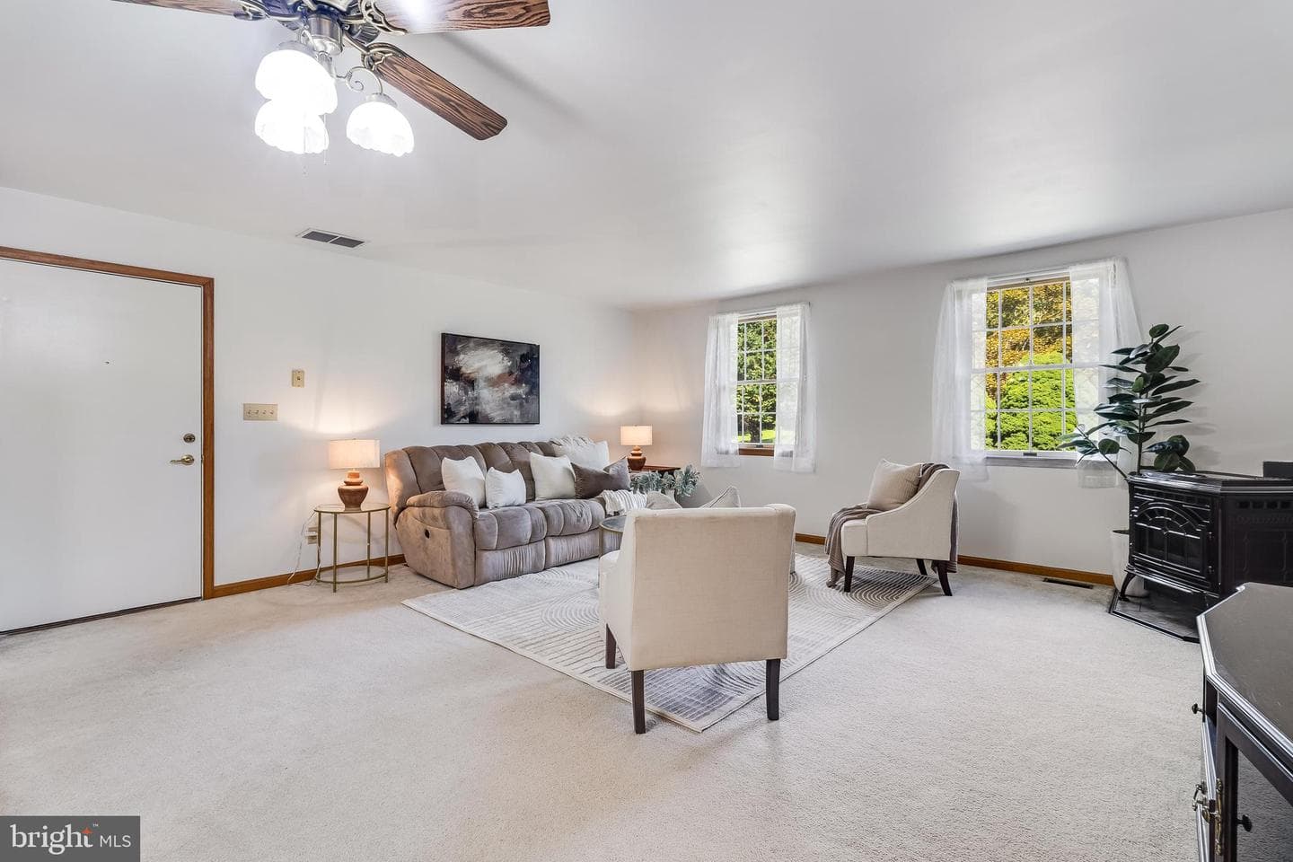 3750 Elberta Lane photo 7