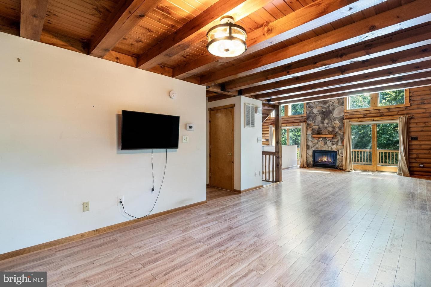 3805 Balsam Road photo 13