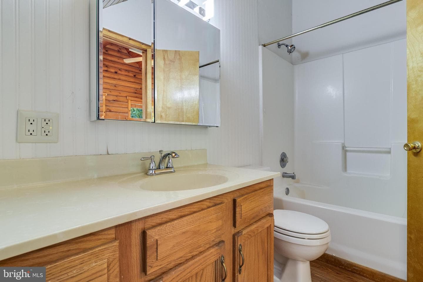 3805 Balsam Road photo 24
