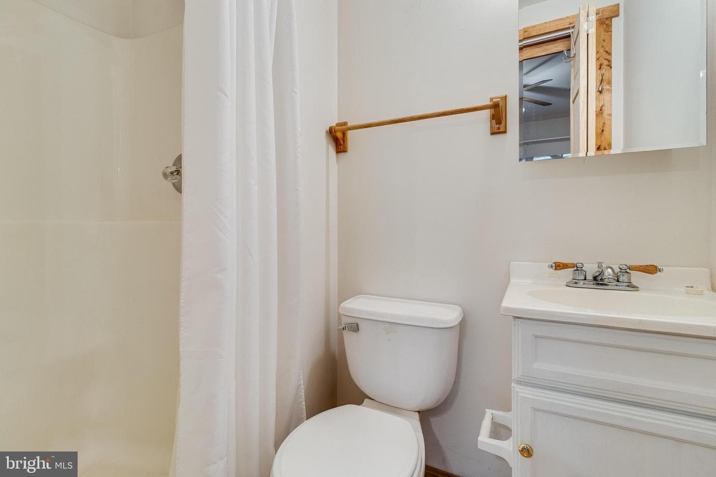 3805 Balsam Road photo 33