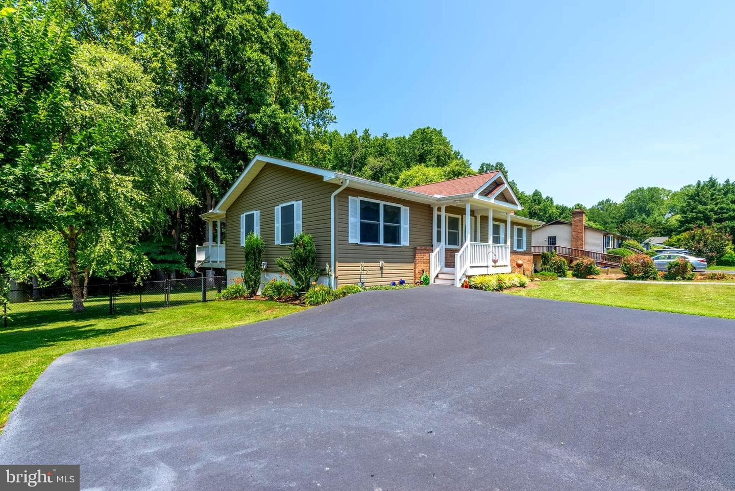 1650 Walnut Road photo 2
