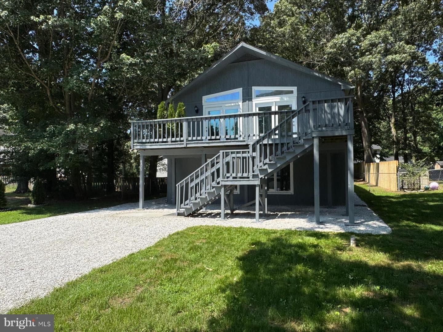 8225 Cedar Lane photo 5