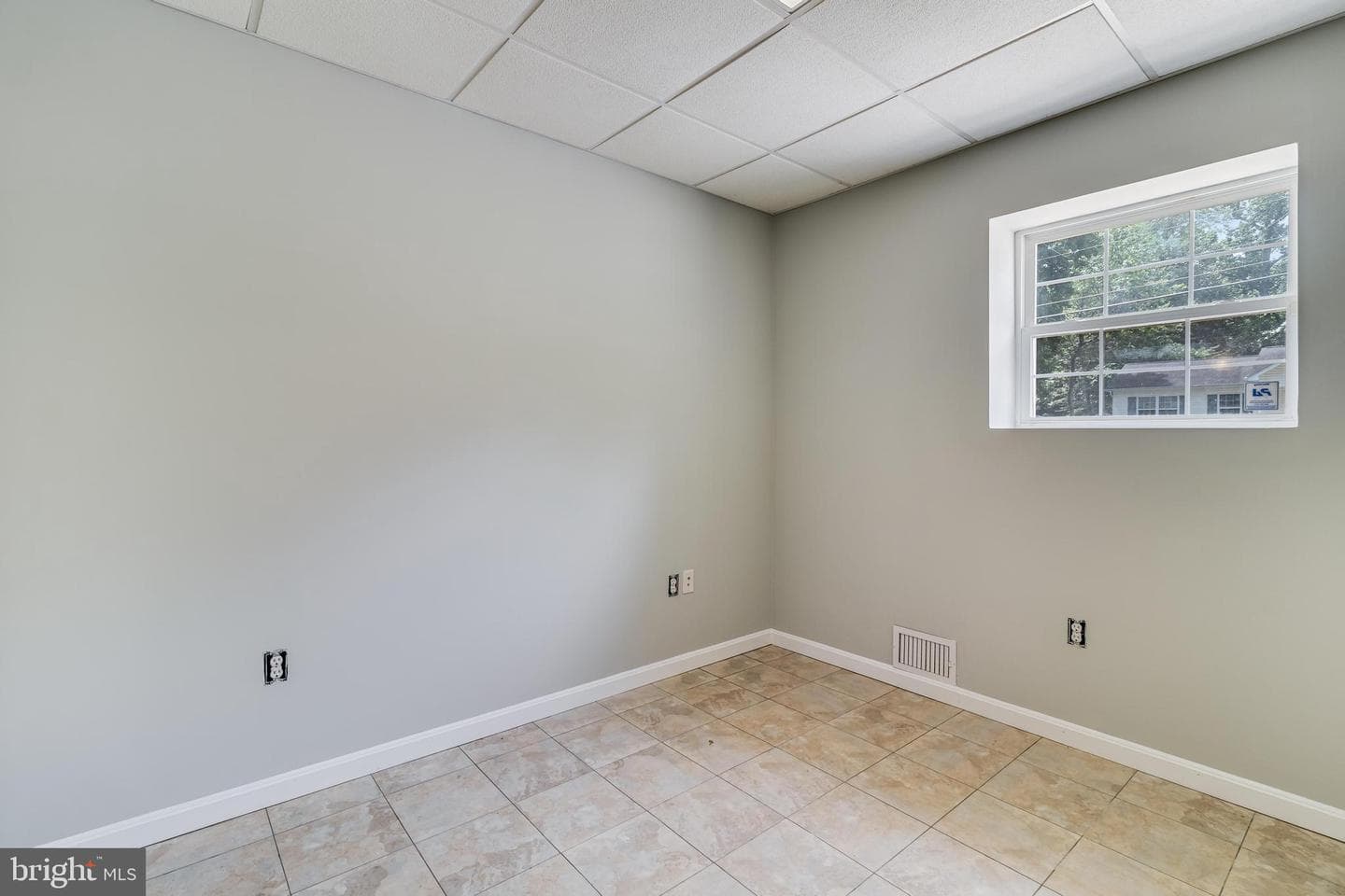 816 Golden West Way photo 32