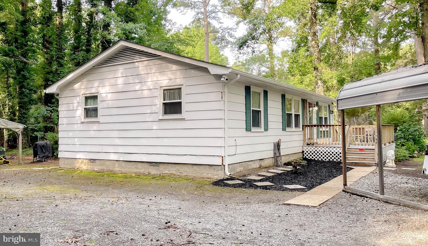 13495 Joy Road photo 4