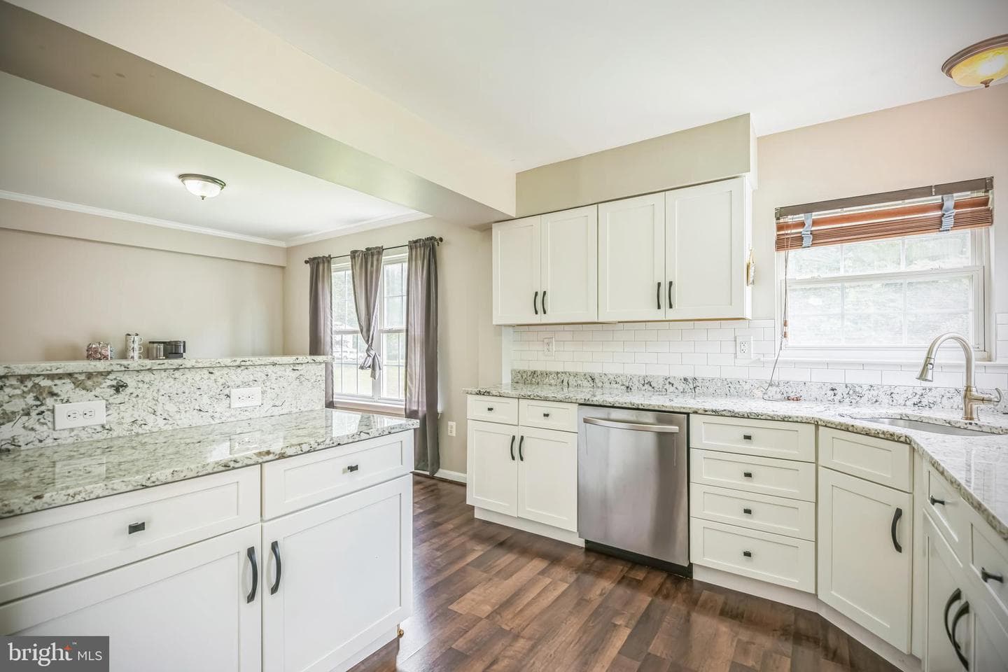15 Scarlett Drive photo 8