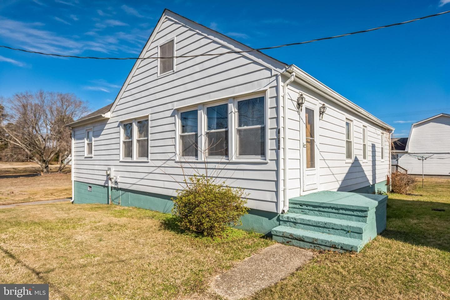 4870 Calvert Drive, Saint Leonard