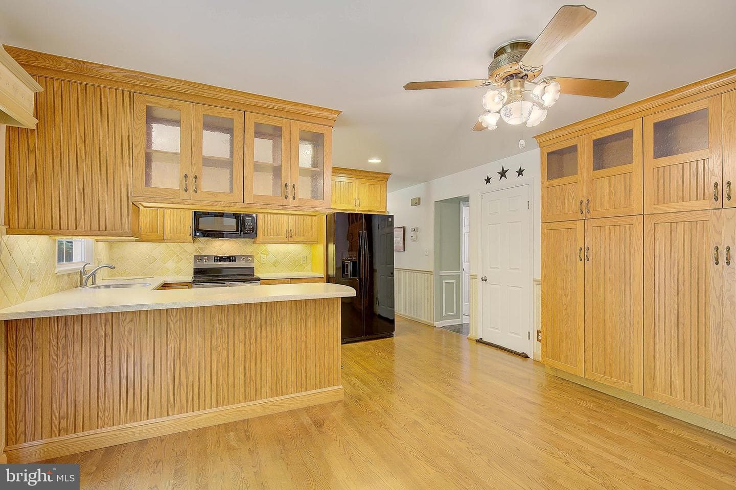 1750 Timber Court photo 3