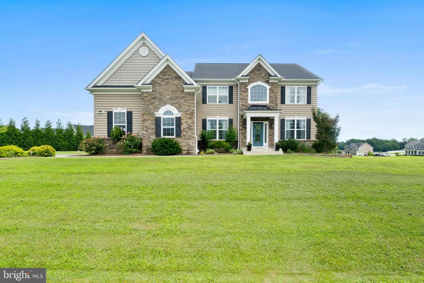 815 Summersweet Court photo 3