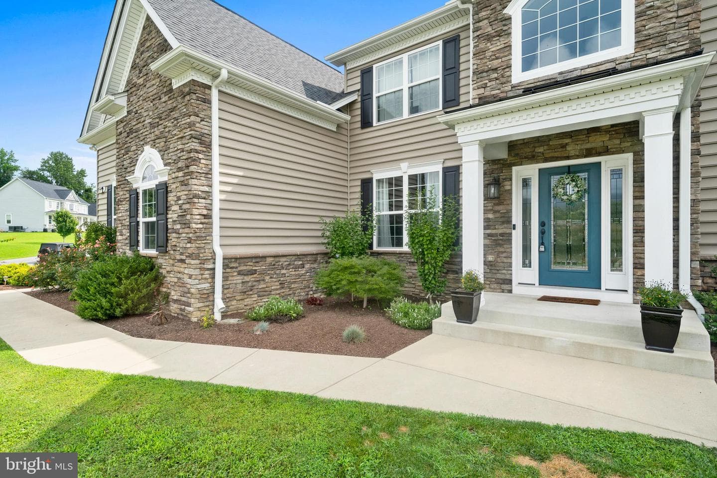 815 Summersweet Court photo 4