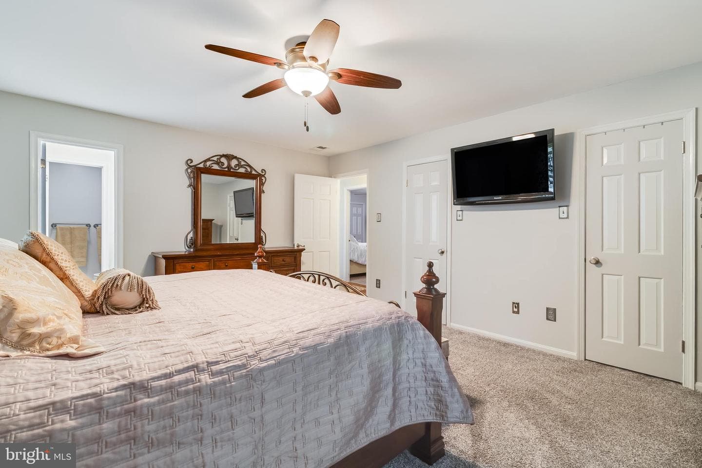 11215 Maplewood Drive photo 13