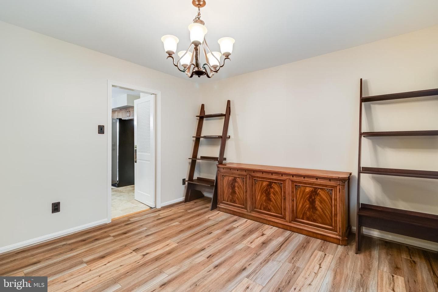 11215 Maplewood Drive photo 26