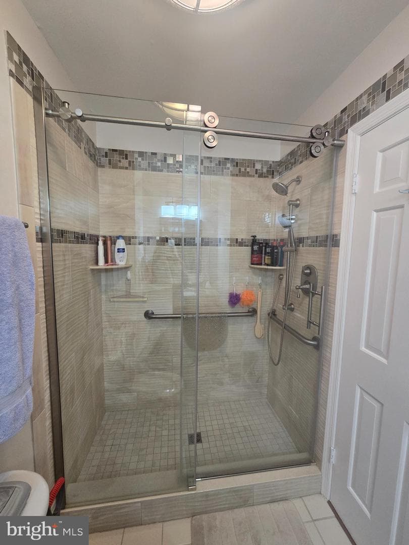 11215 Maplewood Drive photo 35