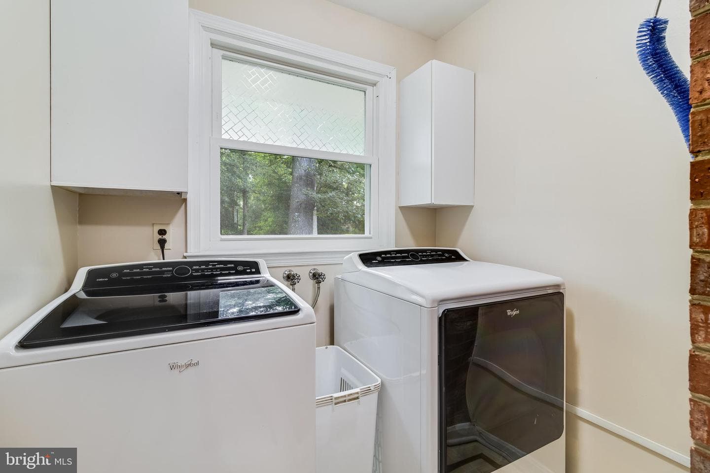 11215 Maplewood Drive photo 37