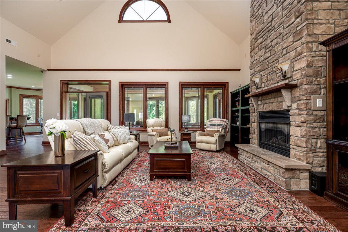 6675 Marshall Road photo 7