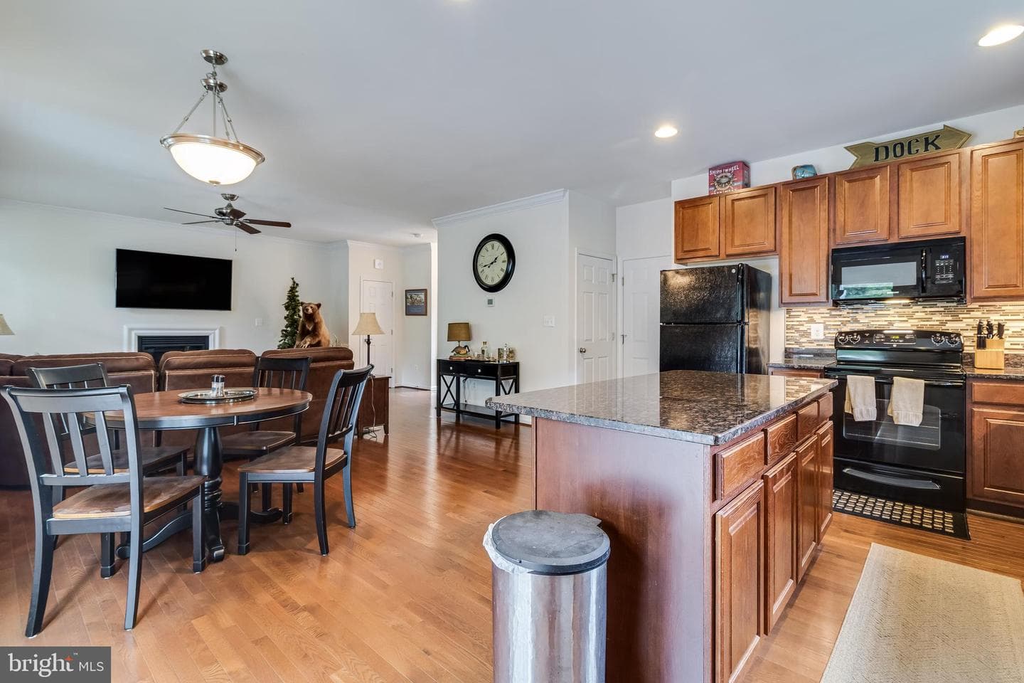 435 Dark Star Way photo 5