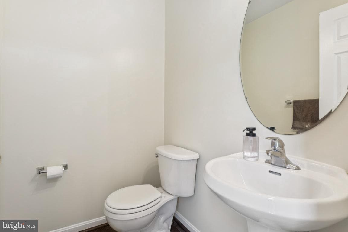 6518 Christmas Tree Lane photo 16