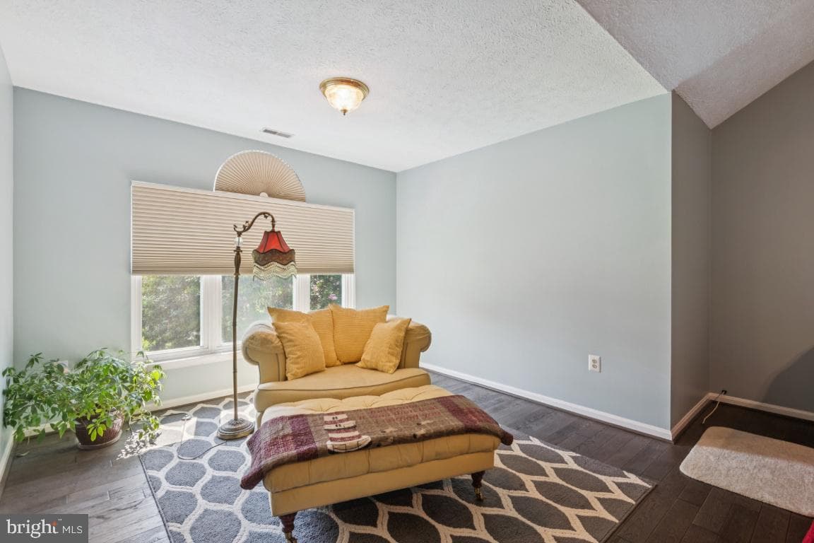 6518 Christmas Tree Lane photo 19