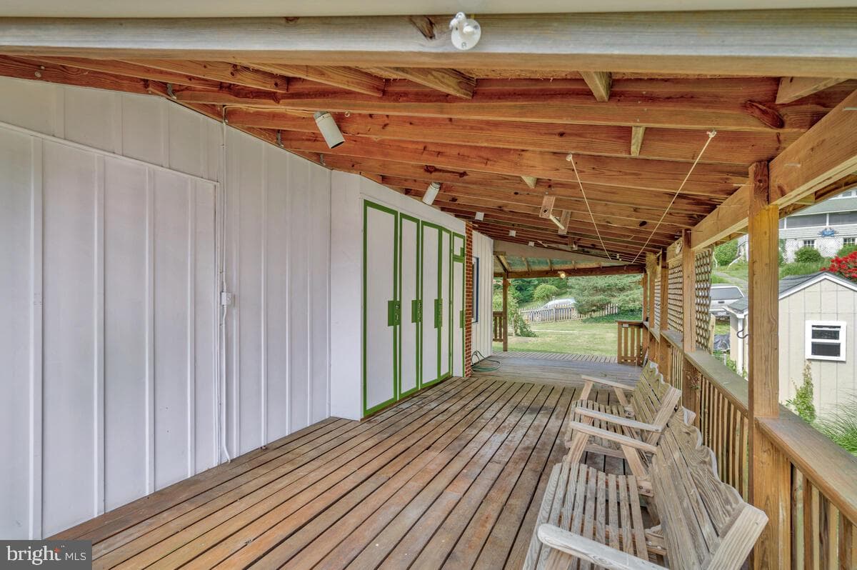 3205 Highview Road photo 15