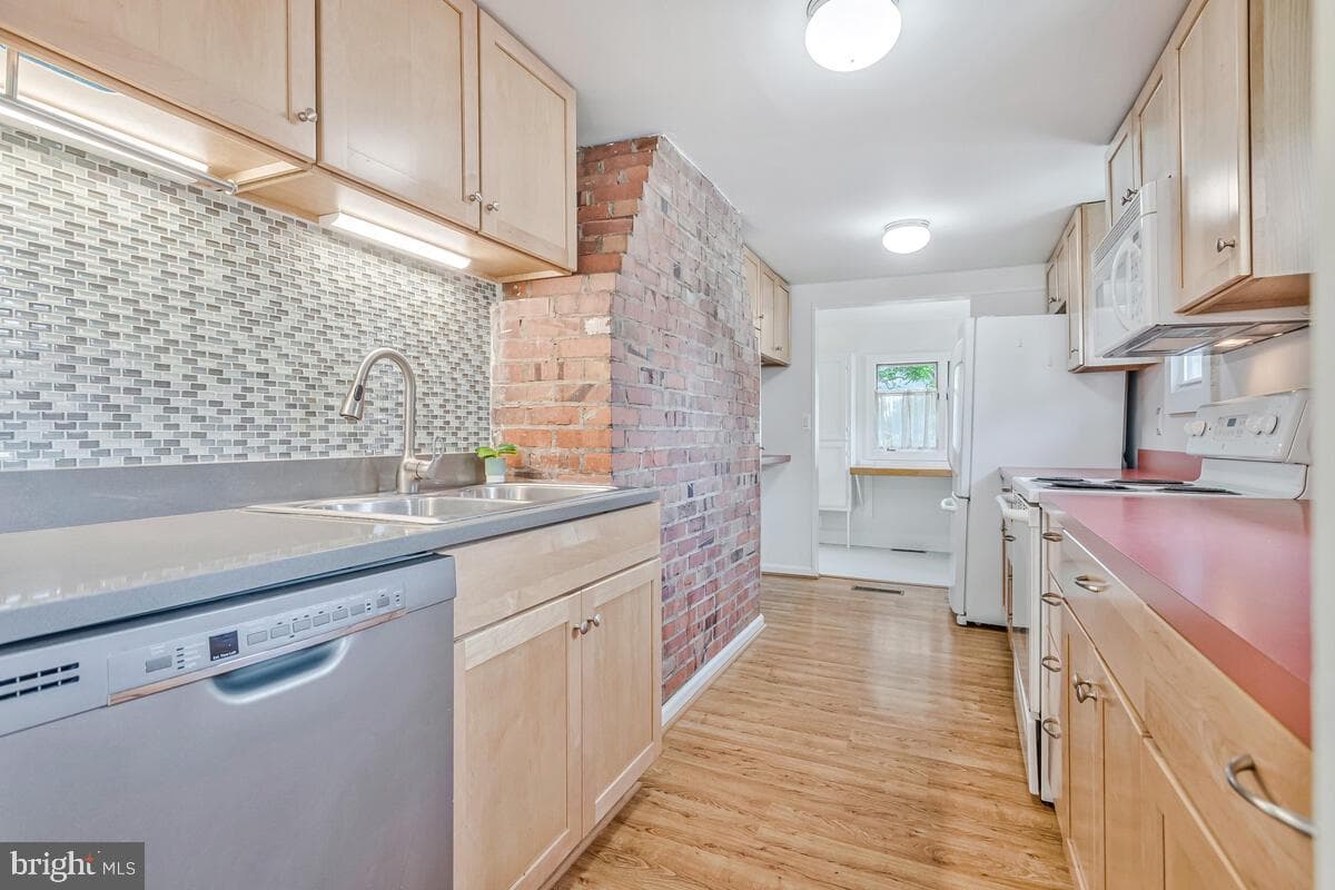 3205 Highview Road photo 24
