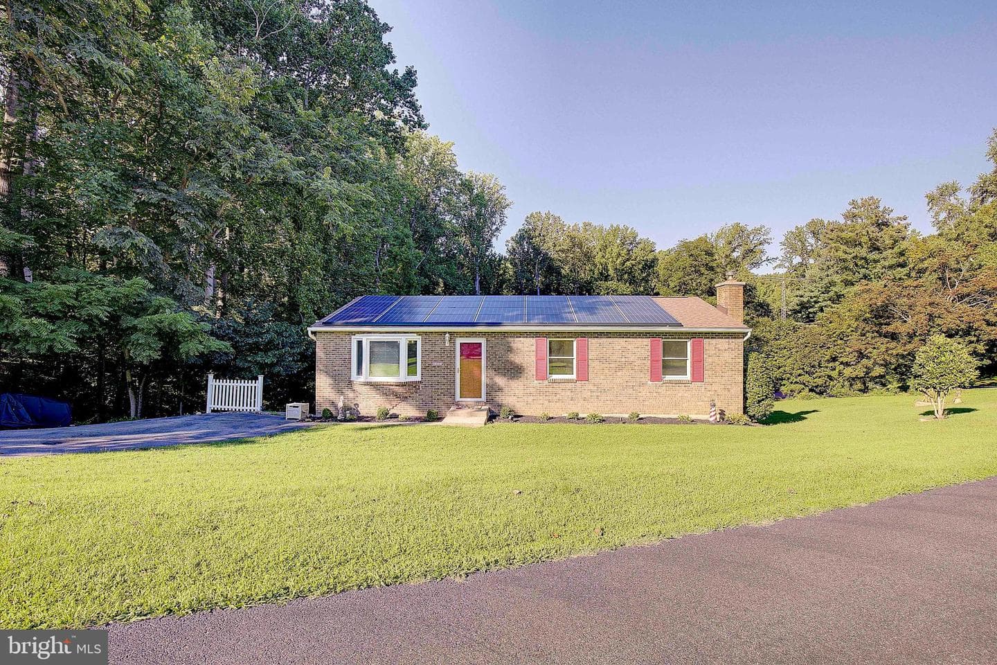 2038 Boyds Trail photo 1