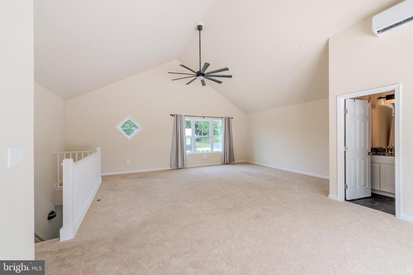 8207 Elm Lane photo 10