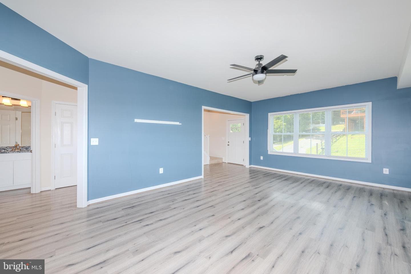 8207 Elm Lane photo 3
