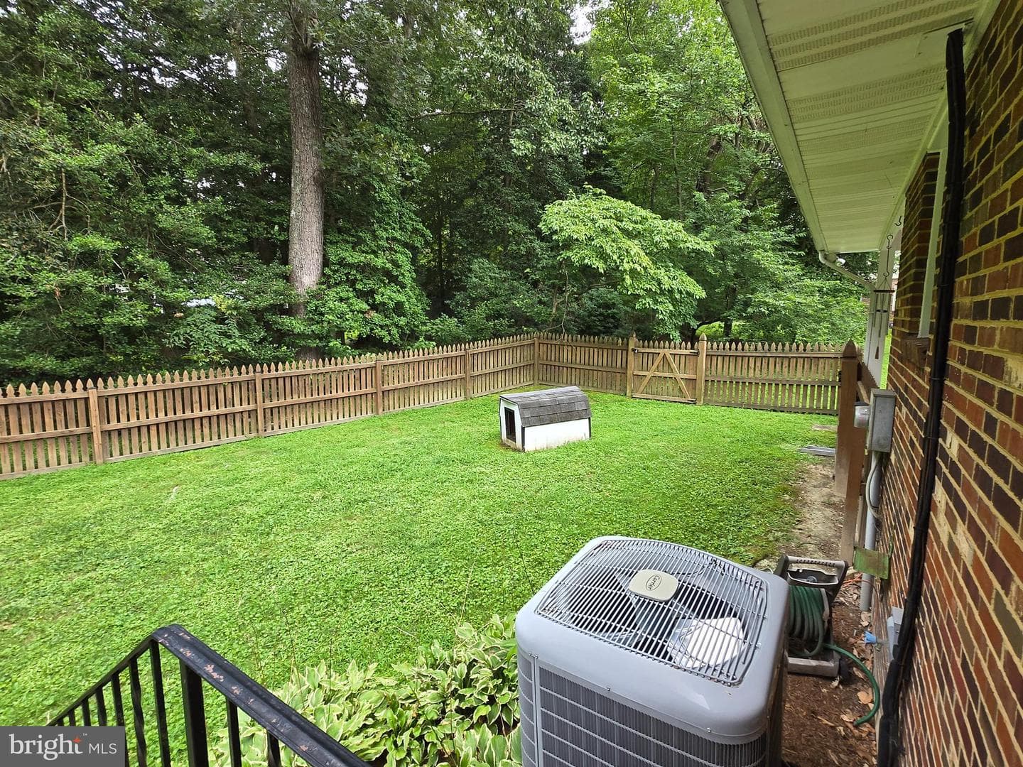 3908 Lakeside Court photo 15