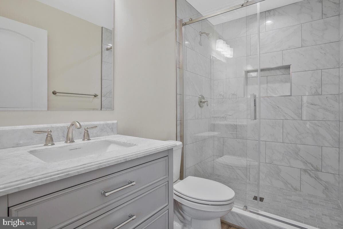 1160 Golden West Way photo 23