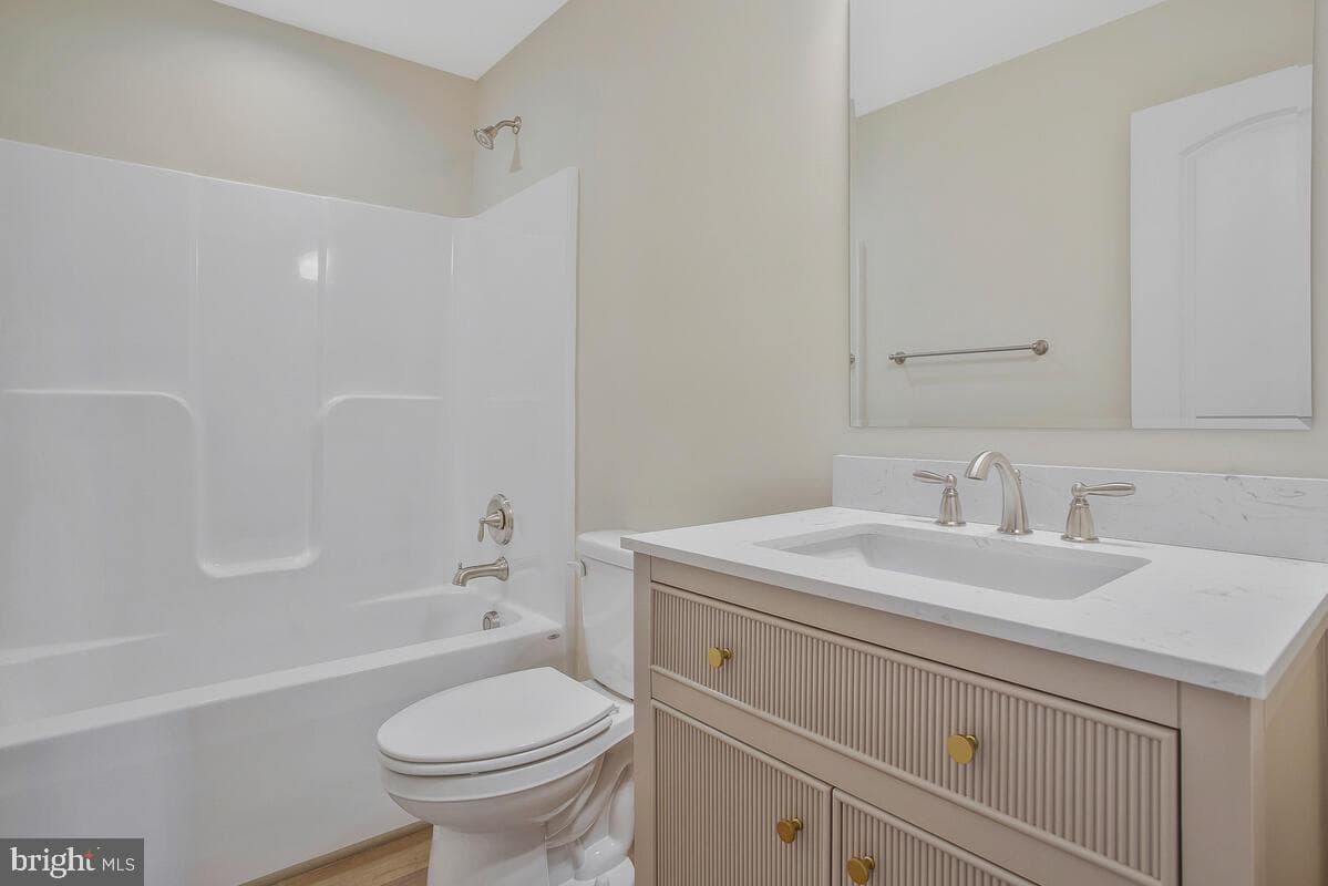 1160 Golden West Way photo 24