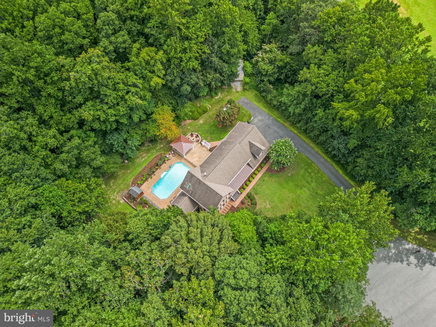 11931 Lyons Glen Court photo 9