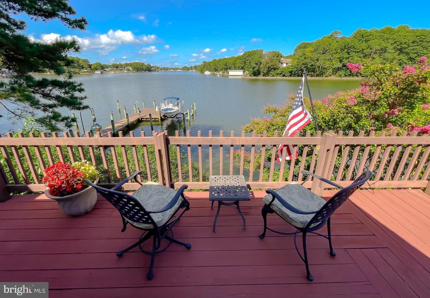 222 Harbor Drive photo 2