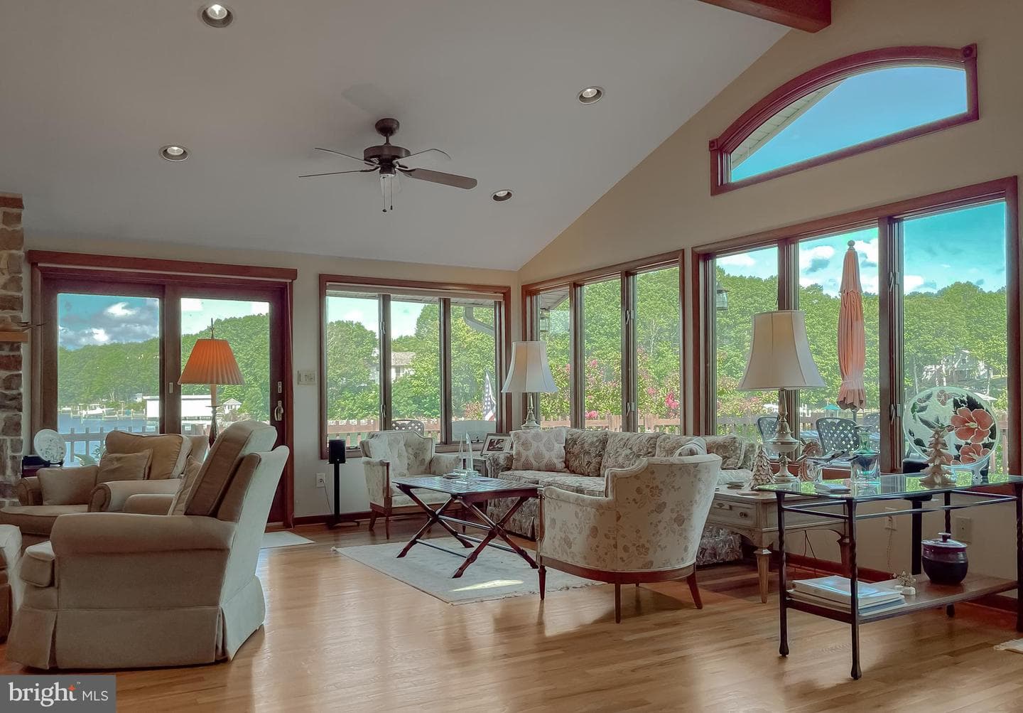 222 Harbor Drive photo 20