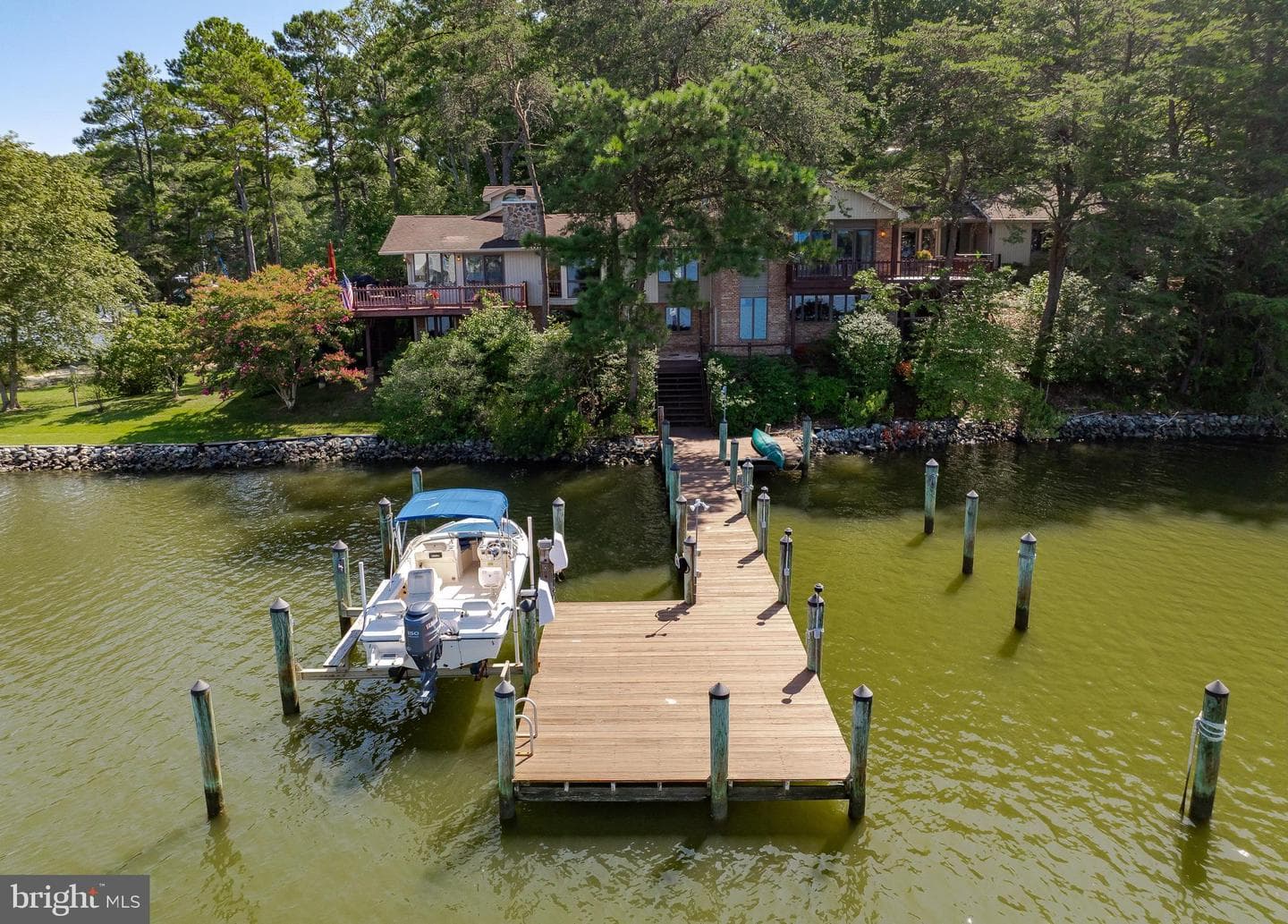 222 Harbor Drive photo 4