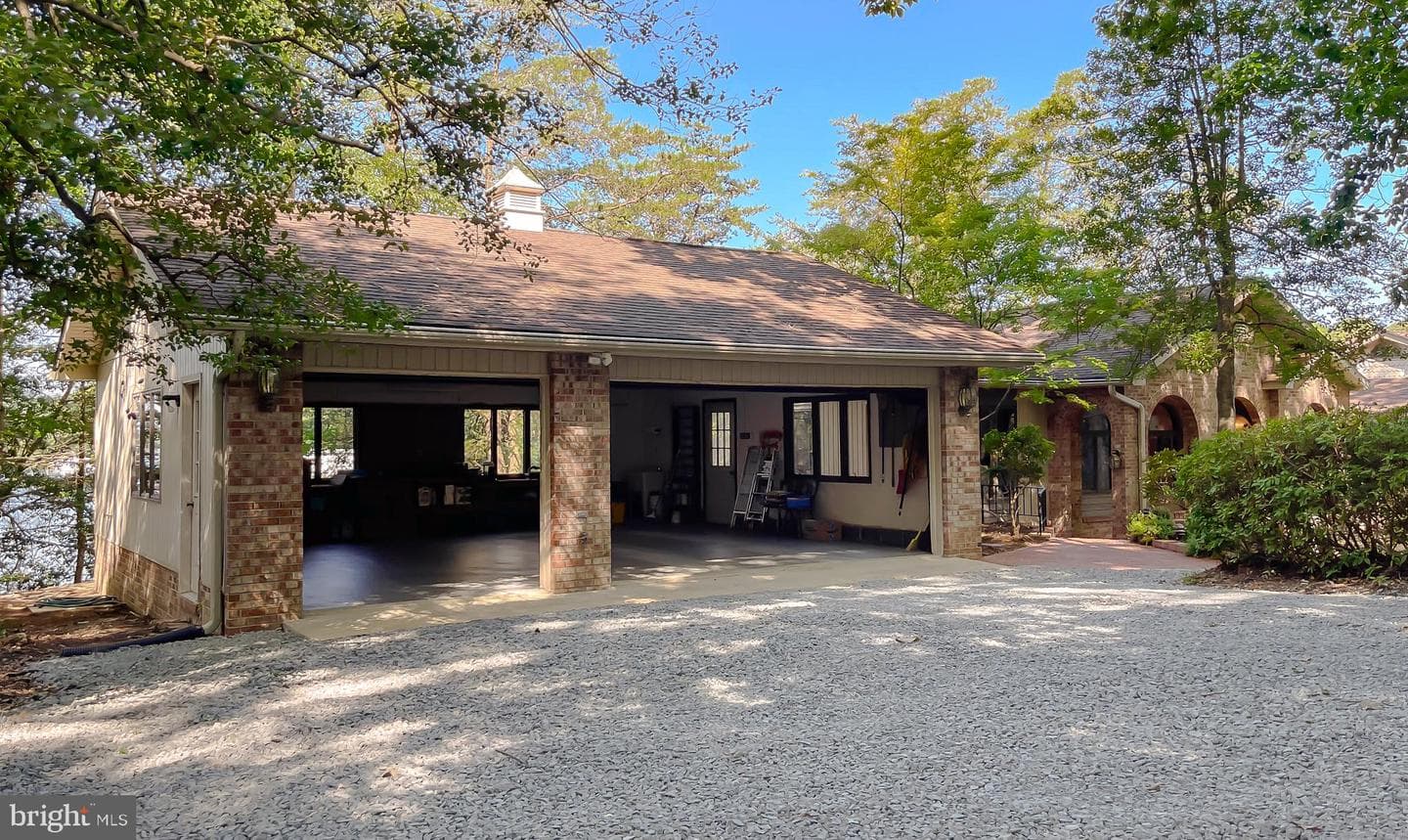 222 Harbor Drive photo 59