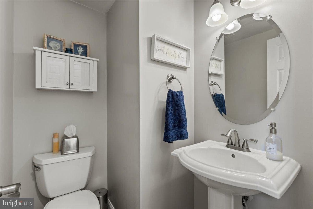 5600 Collington Court photo 28