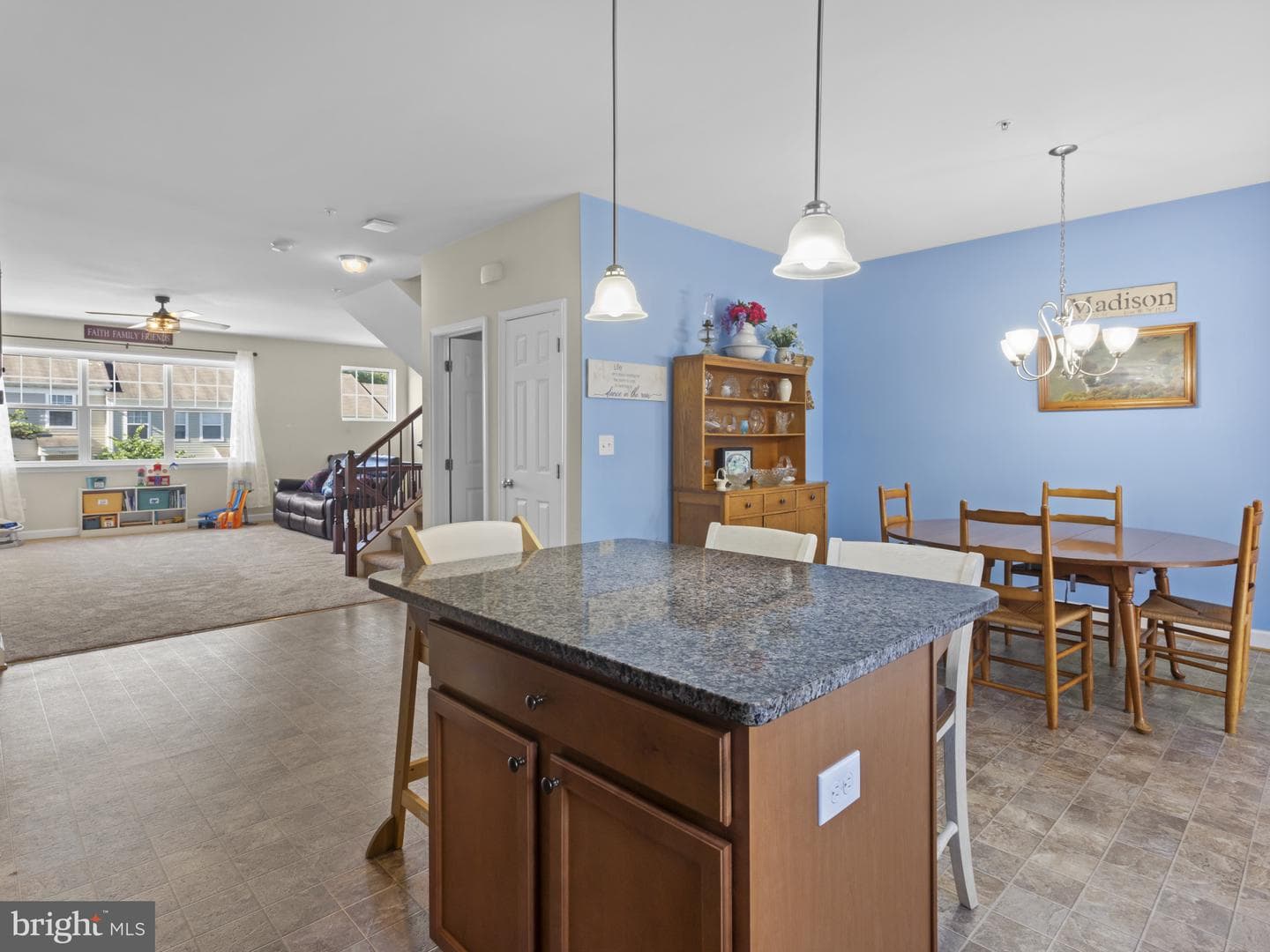 740 Pin Oak Court photo 10