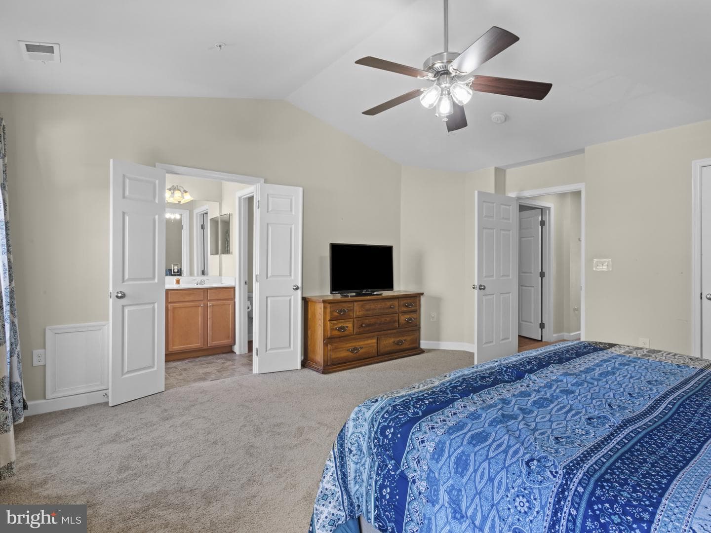 740 Pin Oak Court photo 12